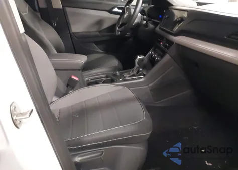 2024 Volkswagen Taos 1.5T Se из США, поврежденный, VIN 3VVVX7B23RM053232